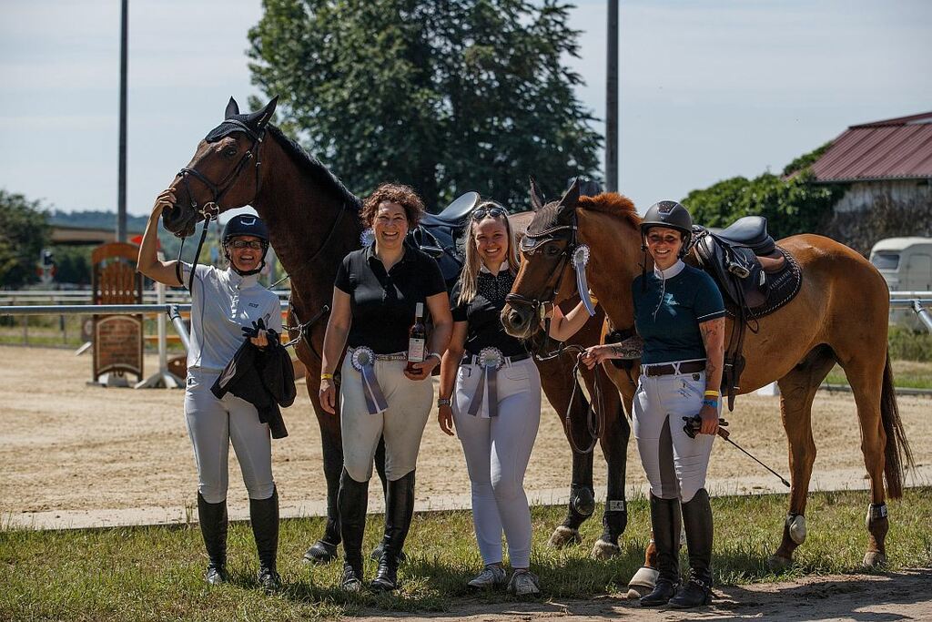 Bild B2_Mannschaft Altenstadt_klein.jpg