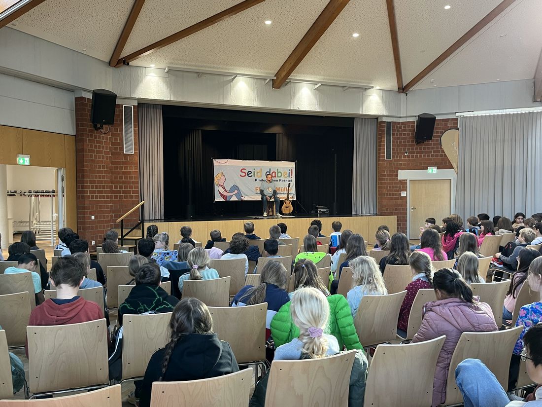 tagkinderrechterosbach az1