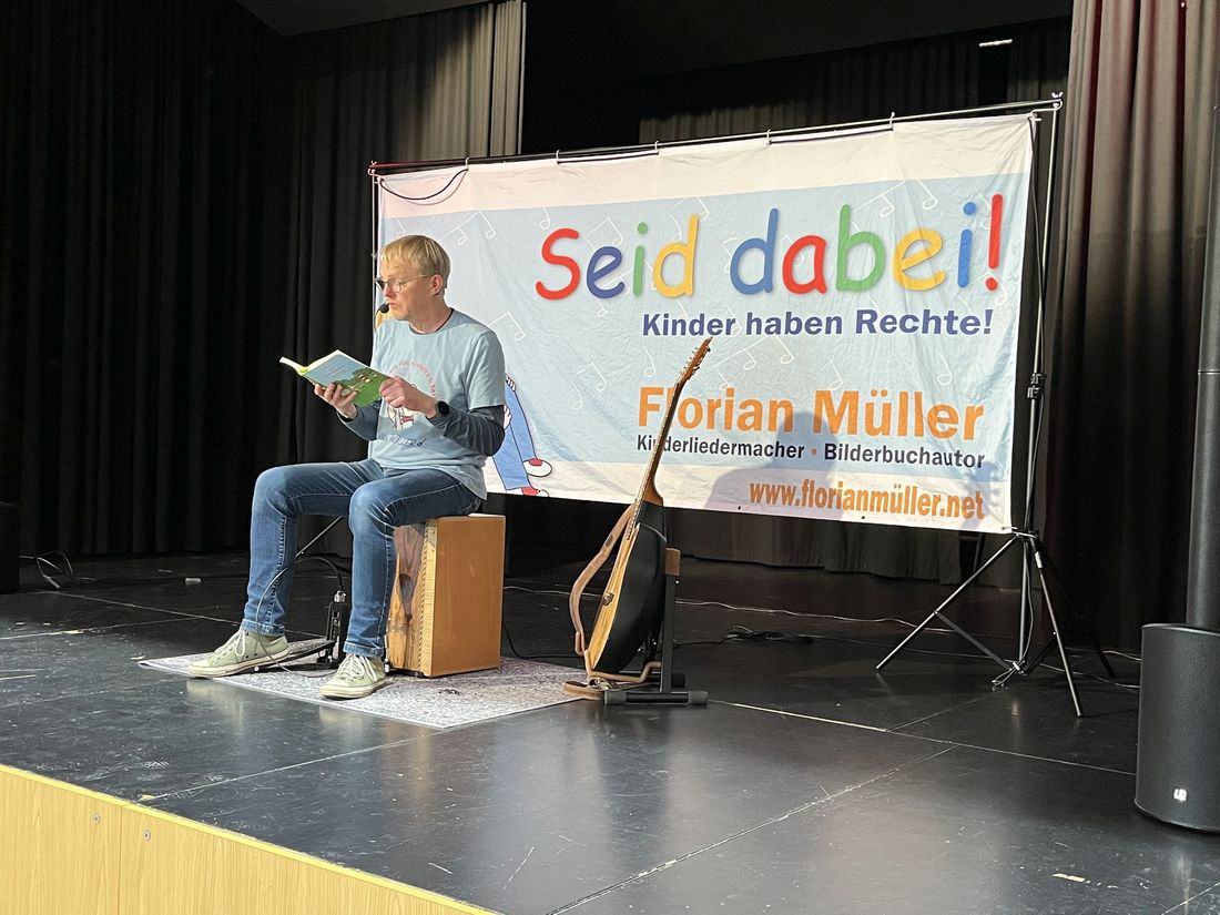 tagkinderrechterosbach az2